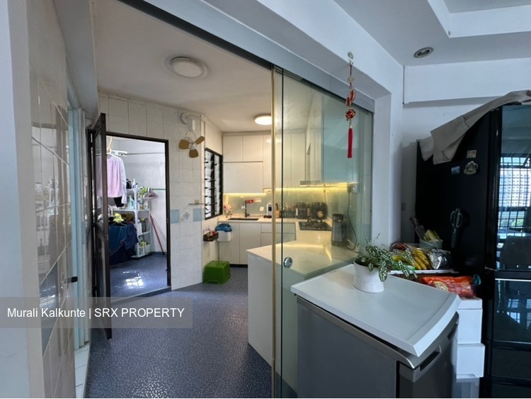 Blk 656C Jurong West Street 61 (Jurong West), HDB Executive #573693641